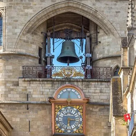 Hyper Centre Historique Quai Bourgeois 公寓 *
