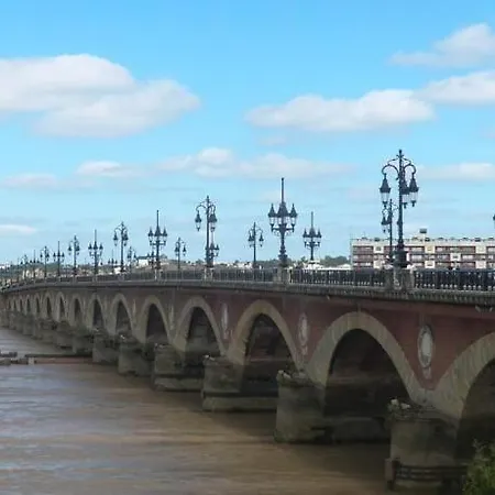 Διαμέρισμα Hyper Centre Historique Quai Bourgeois