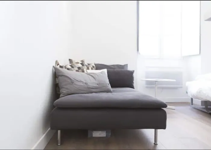 Hyper Centre Historique Quai Bourgeois Burdeos